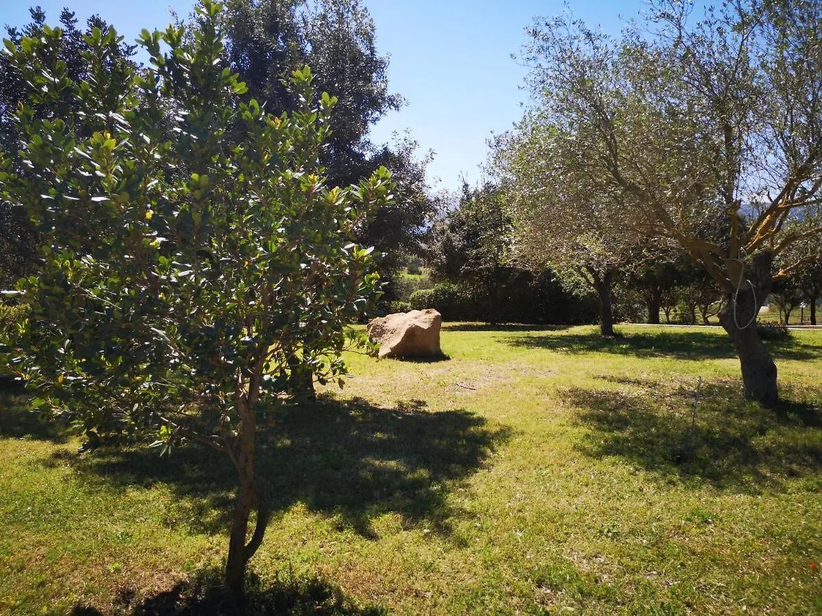 Villa Paola Castiadas