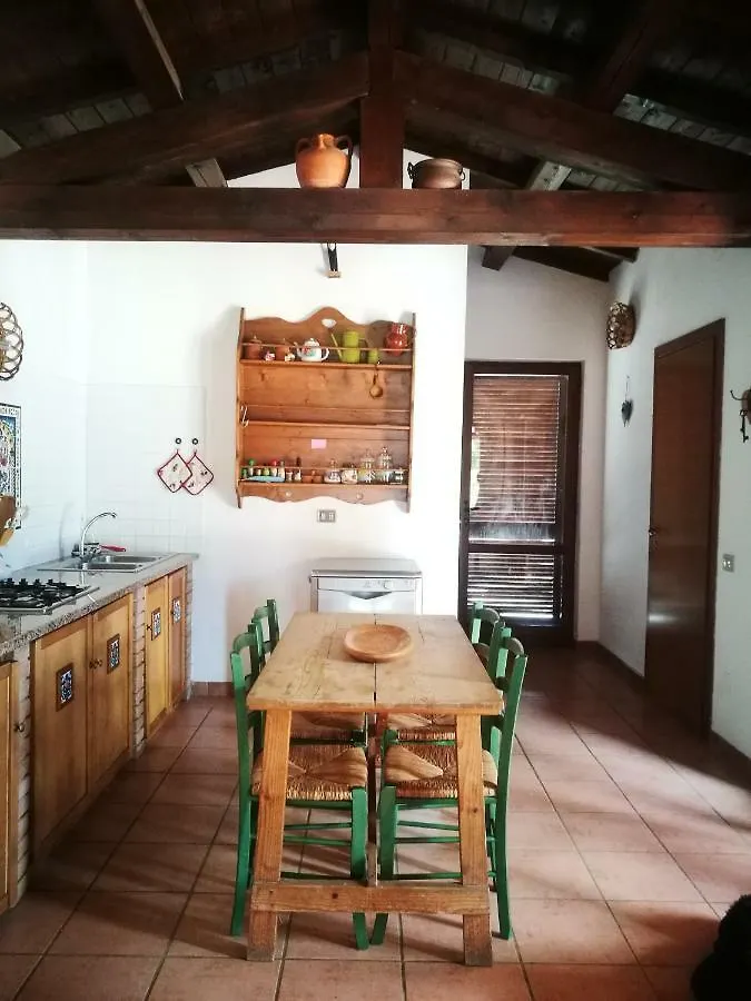Villa Paola Castiadas